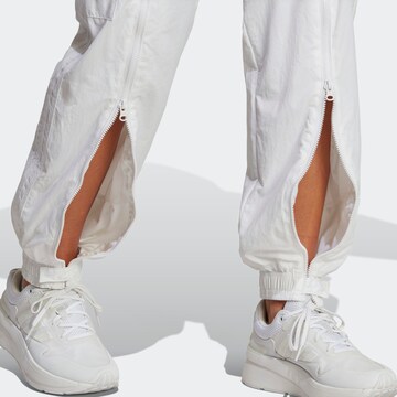 ADIDAS SPORTSWEAR Свободный крой Спортивные штаны 'Dance Versatile ' в Белый