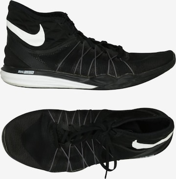NIKE Sneaker 38,5 in Schwarz: Vorderseite