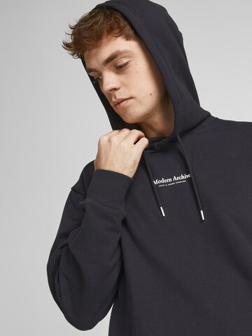 JACK & JONES كنزة رياضية 'Bluwoody' بلون أسود