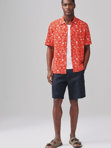 Regular fit Cămașă 'Palm Tree' de la Next pe roșu