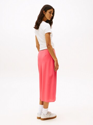 Tommy Jeans Skirt in Pink
