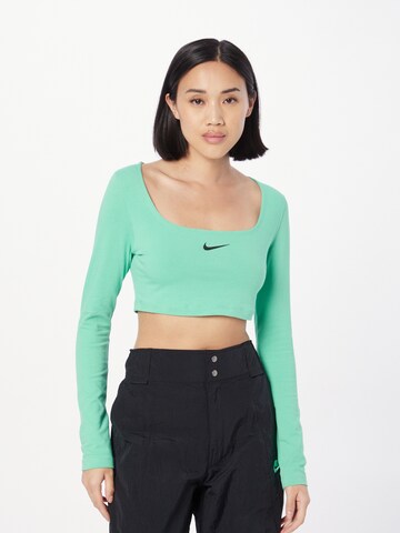 Tricou de la Nike Sportswear pe verde: față