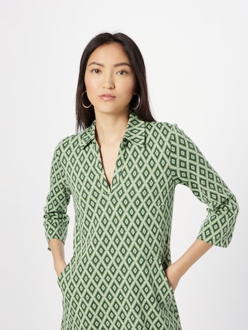 MORE & MORE Šaty – zelená