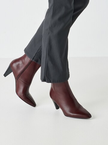Bottines Tamaris en rouge : devant