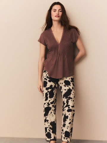 Tricou de la Next pe roz
