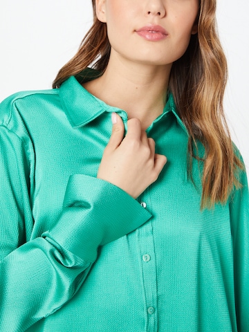 Camicia da donna 'Margit' di Neo Noir in verde