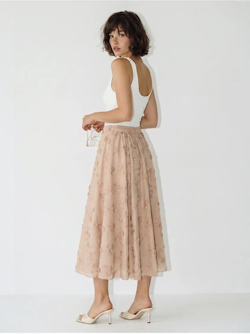 Gonna di Bianco Lucci in rosa