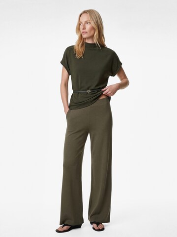 Koton Blouse in Green: front