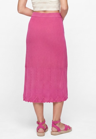 IZIA Rok in Roze