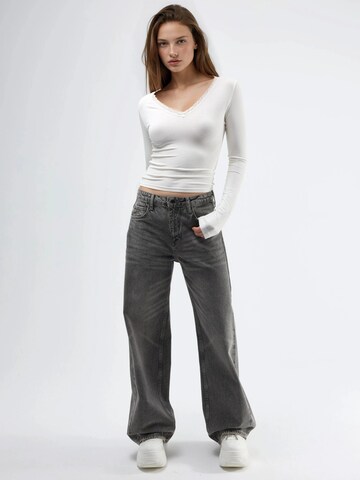 Maglietta di Busem in bianco