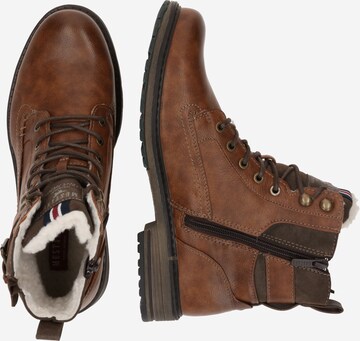 MUSTANG Lace-Up Boots in Brown