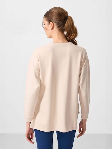 Tommy Life Sweatshirt in Beige