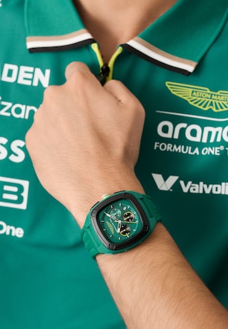 Orologio analogico 'Ovr W' di Aston Martin in verde