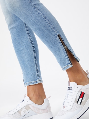 Tommy Jeans Skinny Fit Дънки 'NORA MR SKINNY ANKLE' в синьо
