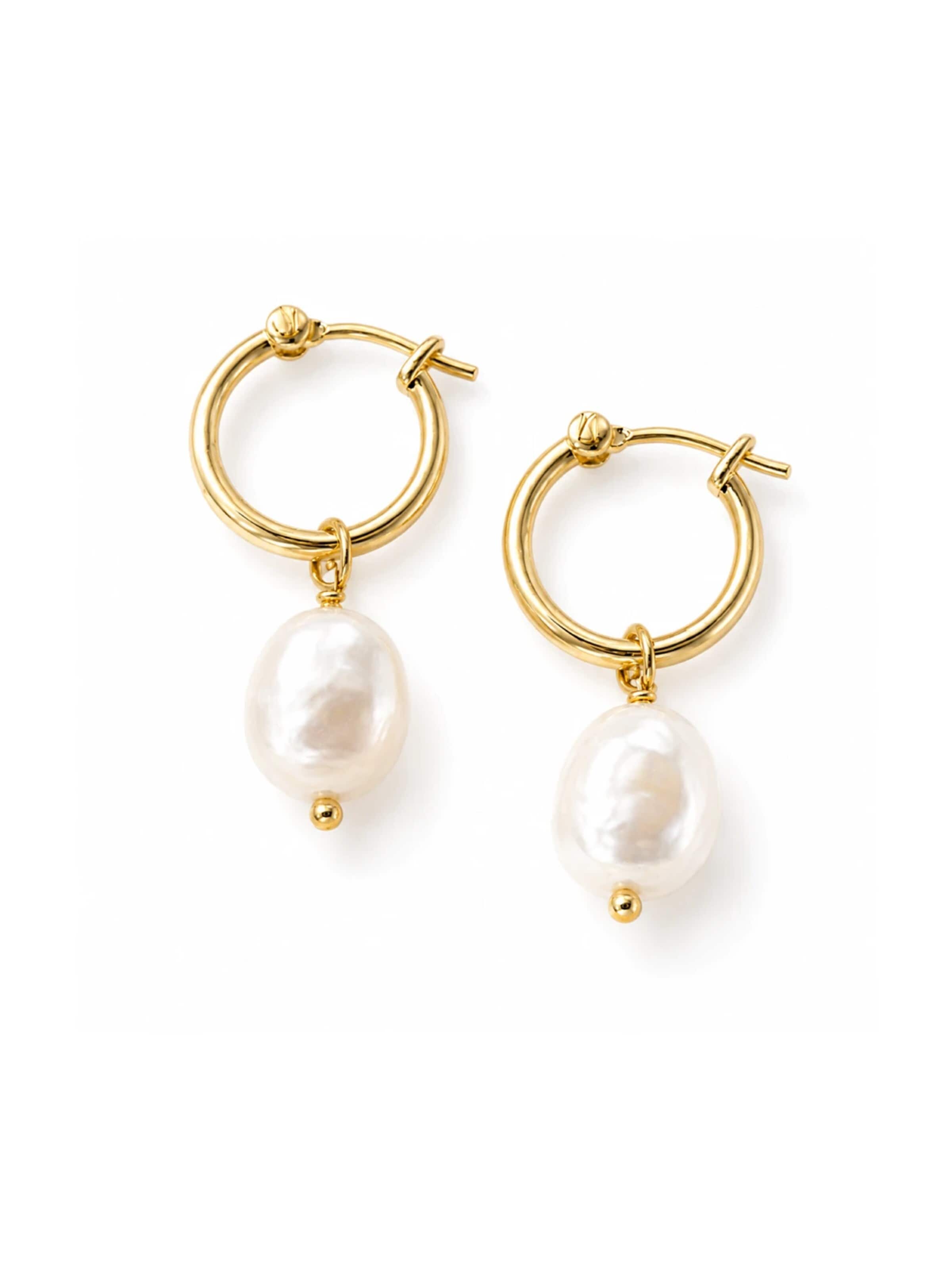 SallyJaneBridal Oorbellen 'Liv Earrings Gold' in Goud: voorkant