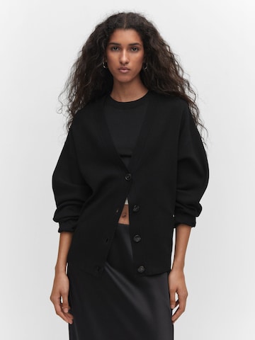 Cardigan 'TORTUGA' MANGO en noir : devant