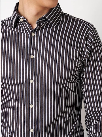 DESOTO Slim fit Button Up Shirt in Brown