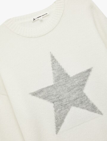 Koton Sweater in White