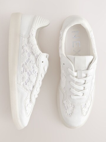 Next Низкие кроссовки 'Forever Comfort' в Белый