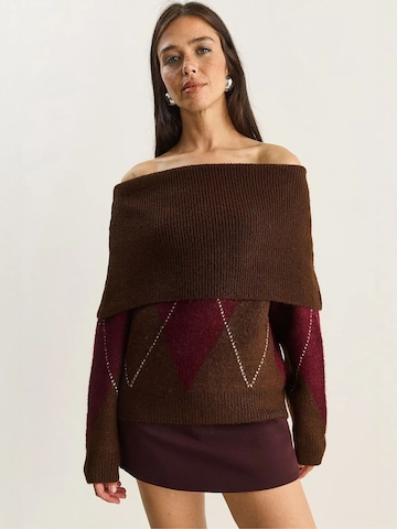 Bianco Lucci - Pullover em castanho: frente