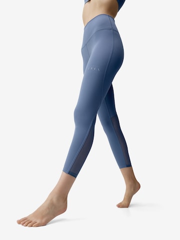 Born Leggings ' Karma ' in Blauw: voorkant