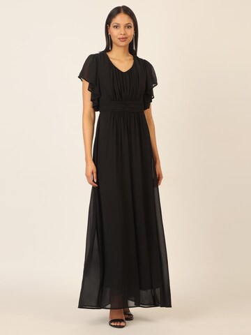 APART Evening Dress in Black: front