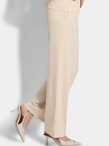 Goldner Loose fit Trousers in Grey