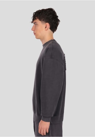 Dropsize Sweatshirt in Schwarz