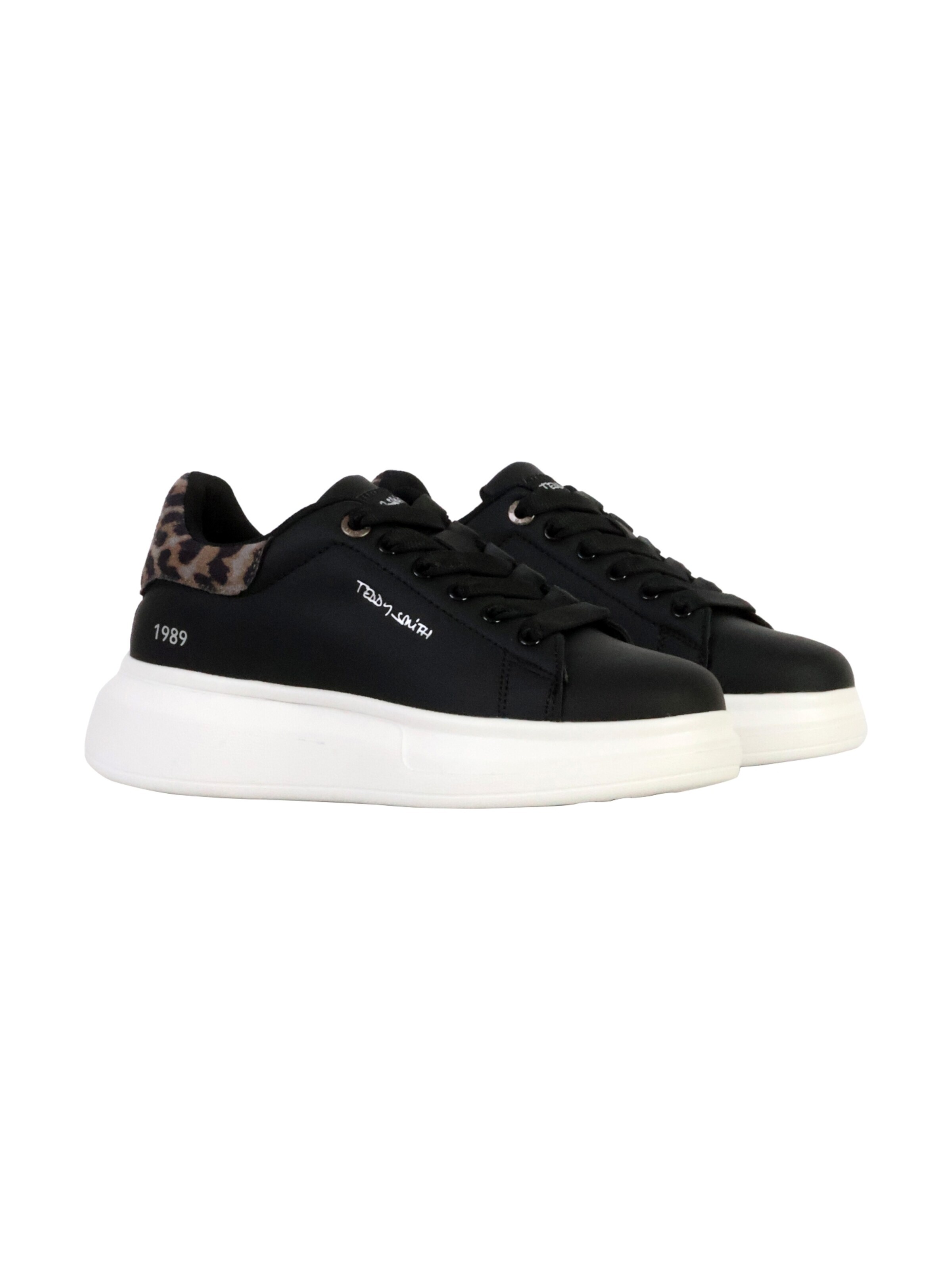 Scarpa stringata sportiva 'Sneaker mit Schnürung' di Teddy Smith in nero