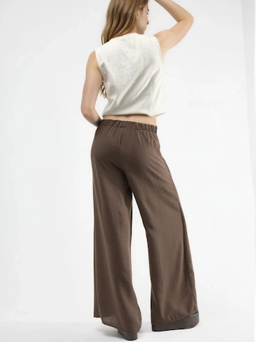 Busem Loosefit Broek in Bruin