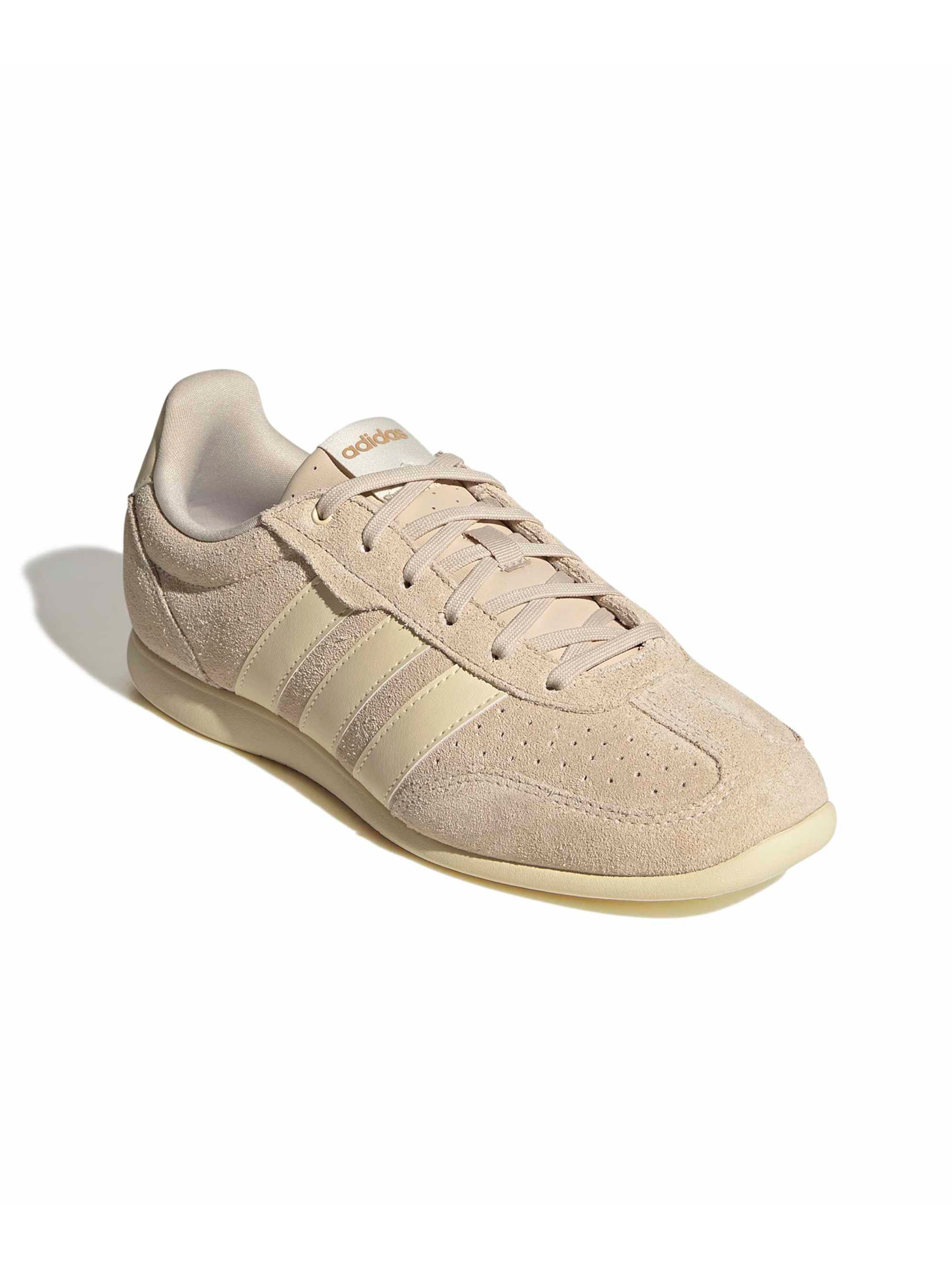 ADIDAS SPORTSWEAR Низкие кроссовки 'BARREDA LO' в Серый: спереди