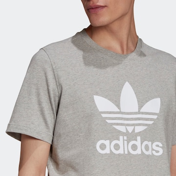 Tricou 'Adicolor Classics Trefoil' de la ADIDAS ORIGINALS pe gri