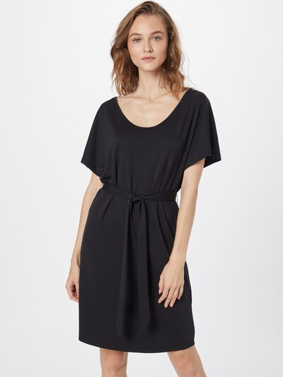 Rochie Superdry pe negru, Vizualizare model