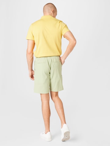 regular Pantaloni sportivi di ADIDAS GOLF in verde