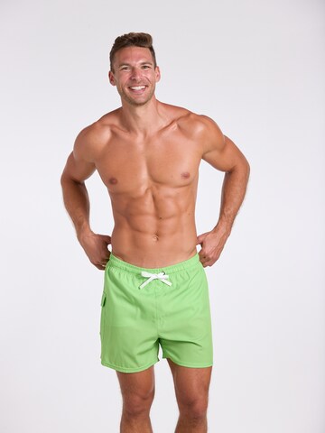 wavebreaker Board Shorts in Green: front