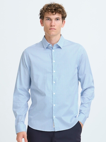 Coupe regular Chemise business ' CFFRIDI ' Casual Friday en bleu