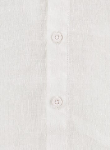 Coupe regular Chemise 'LUIS' Key Largo en blanc