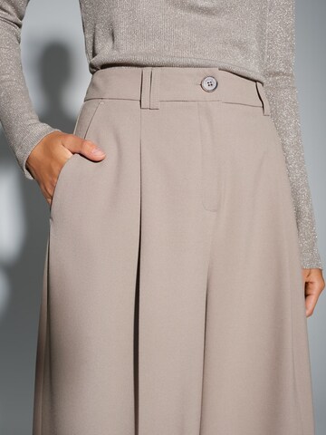 OPUS Wide leg Pleat-front trousers 'Maiga' in Grey