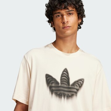 ADIDAS ORIGINALS Μπλουζάκι 'Skeleton Trefoil' σε λευκό