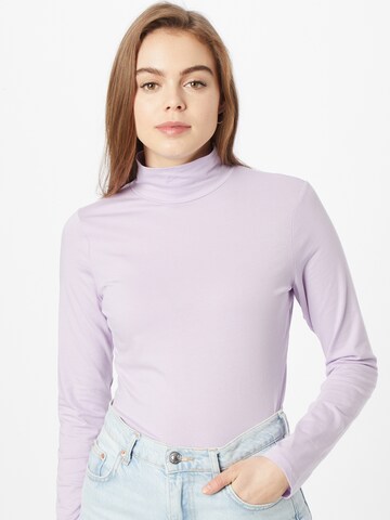 T-shirt Monki en violet : devant