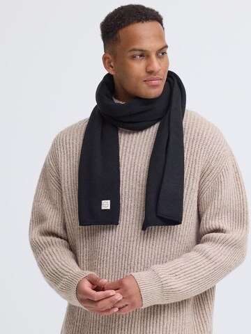 BLEND Strickschal 'Scar' in Schwarz