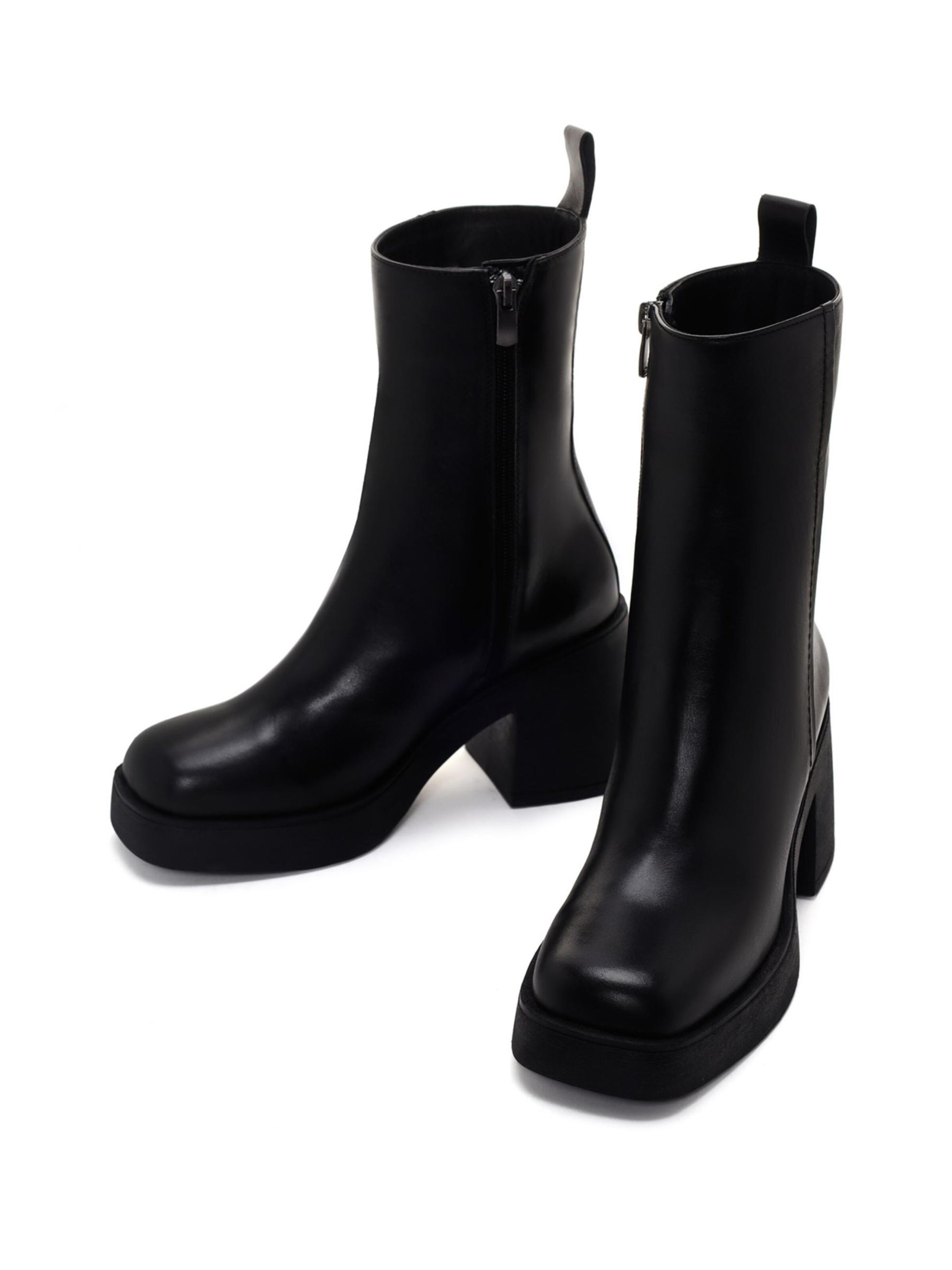 Derimod Ankle Boots in Schwarz