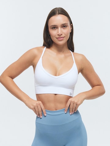 DRILLS Apparel - Bustier Sujetador deportivo 'FLXFLOW X Bra' en blanco