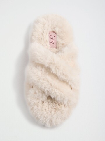 Lipsy Hausschuh in Beige