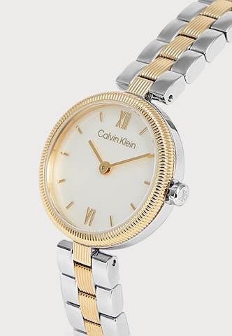 Calvin Klein - Reloj analógico 'Gleam' en plata: frente
