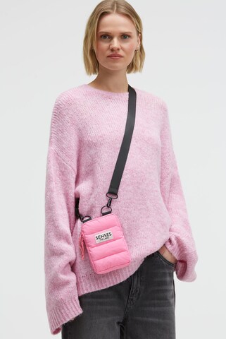 SENSES.THE LABEL Smartphone Case in Pink: front