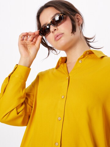 UNITED COLORS OF BENETTON Blouse in Yellow