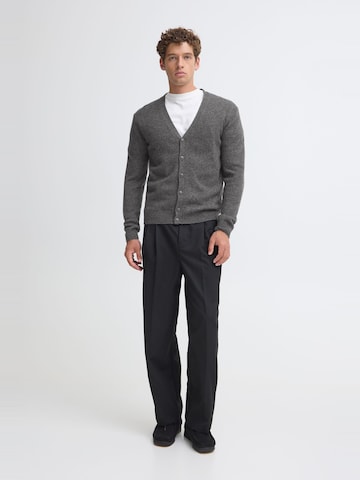 Casual Friday - Casaco de malha 'Karl' em cinzento: frente