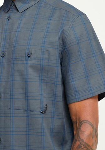 JACK WOLFSKIN Regular fit Athletic Button Up Shirt in Blue