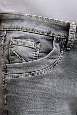 CAMP DAVID Regular Jeans in Grau